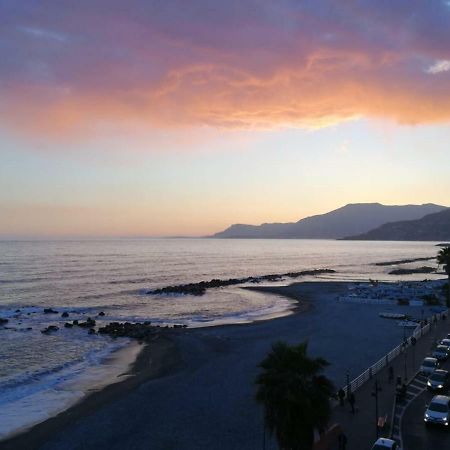 Suite Ventimiglia Exteriör bild