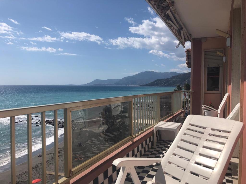 Suite Ventimiglia Exteriör bild